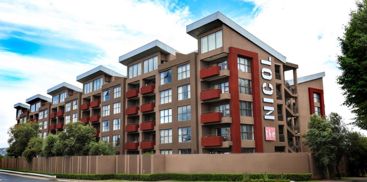 The Nicol Hotel And Apartments Йоханнесбург Экстерьер фото
